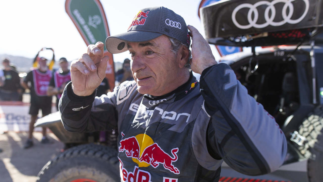 El Dakar, más español que nunca: Carlos Sainz gana su cuarto y Cristina Gutiérrez se estrena en 2024