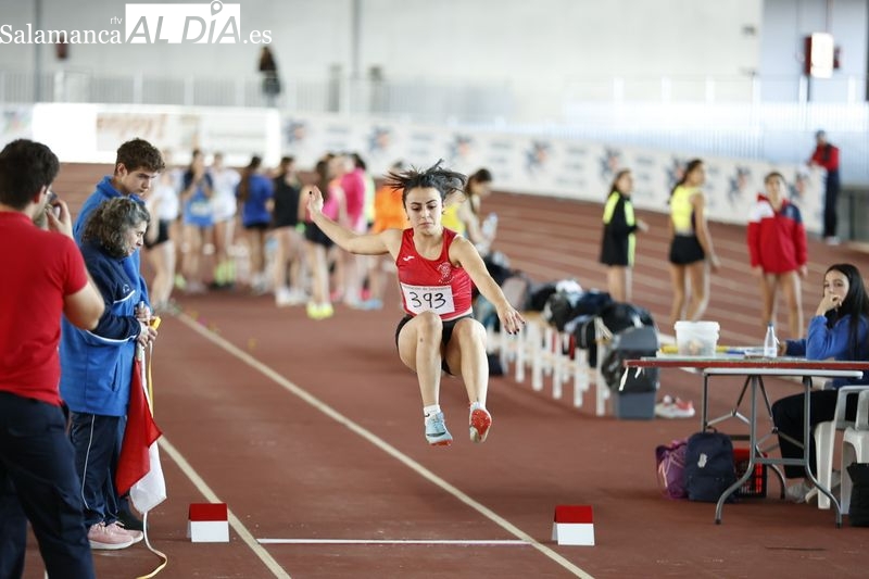 Éxito en la primera jornada de atletismo en Pista Cubierta de los Juegos Escolares