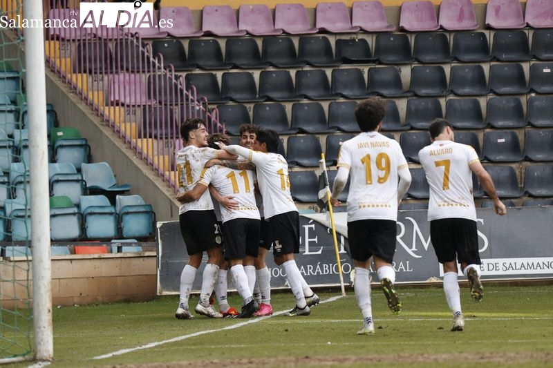 Martín Galván vuelve por sus fueros y le da la victoria al Salamanca UDS contra La Virgen (1-0)