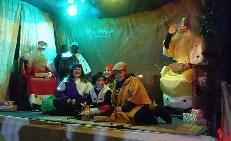 Bocacara vive una noche de ilusión con la visita real