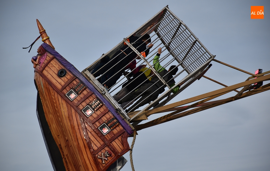 La Perla Negra inicia su singladura en pleno carrusel de llegada de atracciones