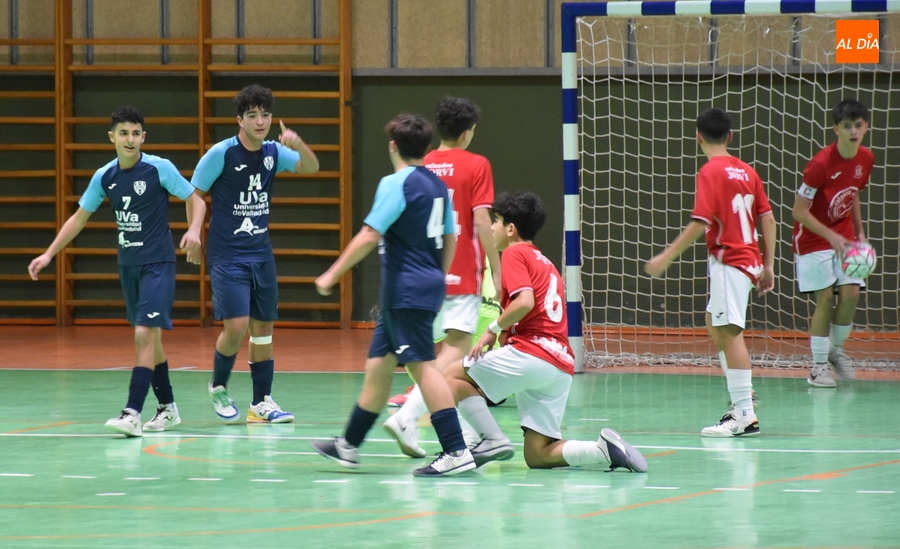 El Atlético Valladolid se lleva el 1º triunfo de 2024 en Conde de Foxá remontando al III Columnas