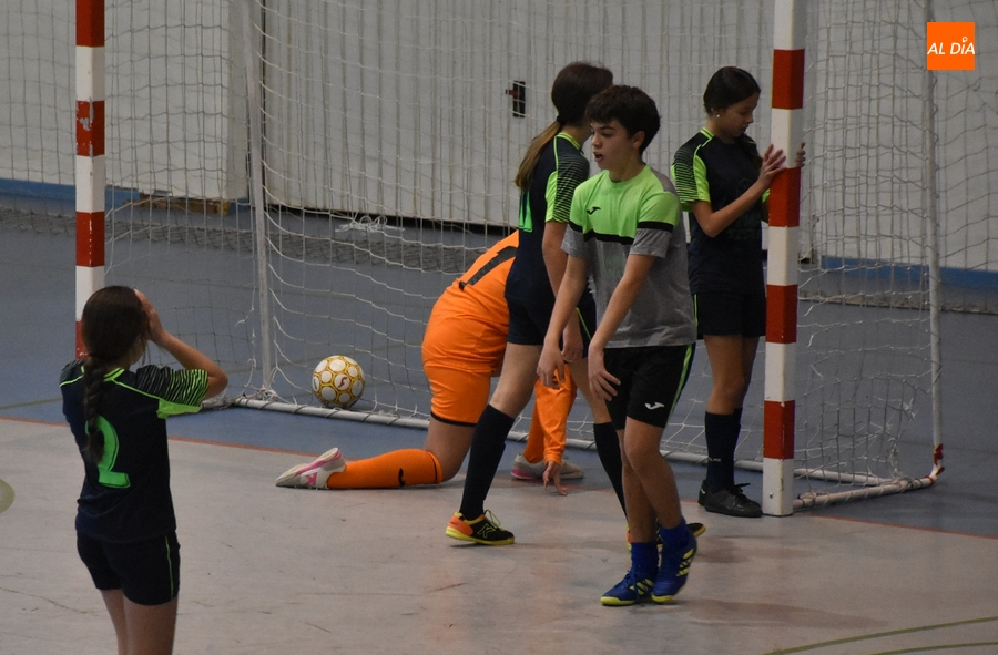 #M [12-14 ENE] El III Infantil Femenino resiste hasta el 25’ el empuje de Tamames