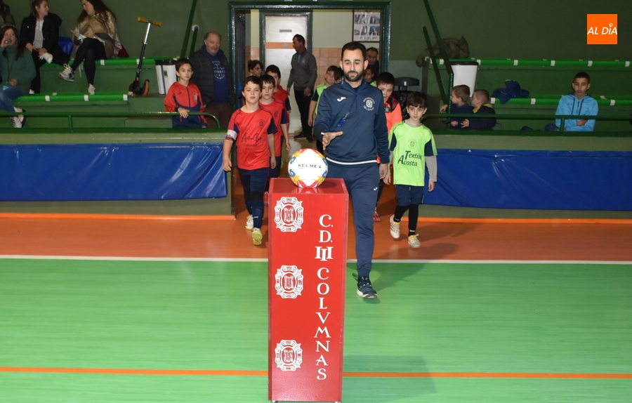 El III Columnas estrena tótem para los balones en el recuperado derby benjamín de los Juegos Escolares