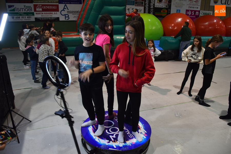 Los Reyes Magos visitarán Navilandia el jueves con un regalo para cada niñ@