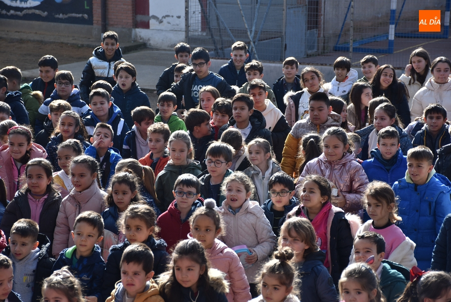 El Colegio San Francisco ensalza a los ‘Superhéroes por la Paz’