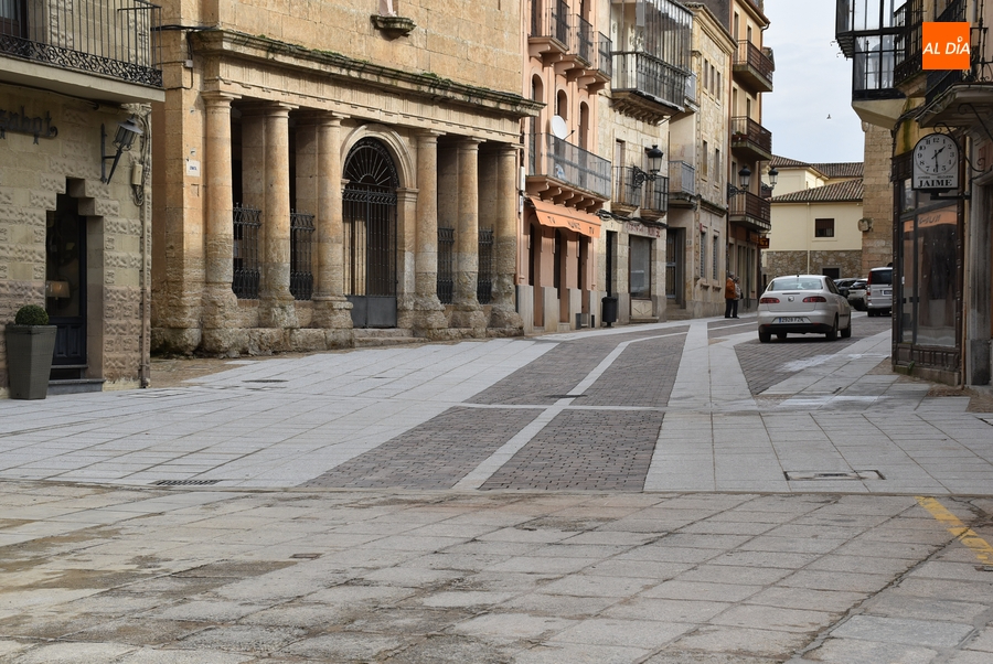 Reabierto al tráfico de vehículos el tramo cortado de la Rúa del Sol