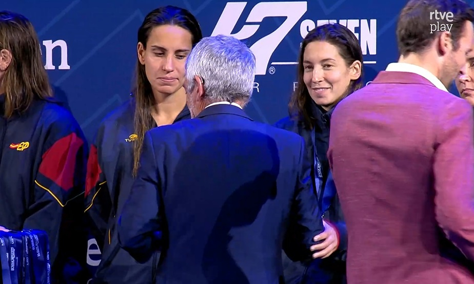 Un desenlace de infarto deja a la España de Laura Ester Ramos con la plata en el Europeo