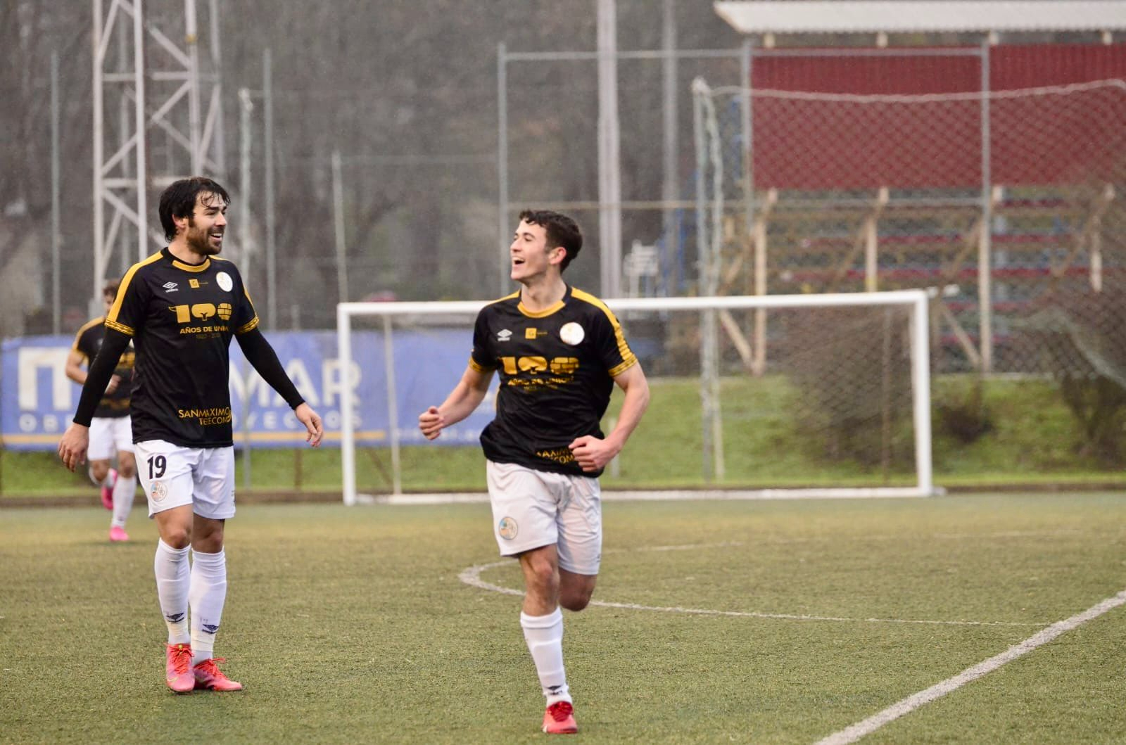 El Salamanca UDS se exhibe con el colista Ponferradina B y firma una manita con la ayuda de la cantera antes del derbi contra el Santa Marta (1-5)