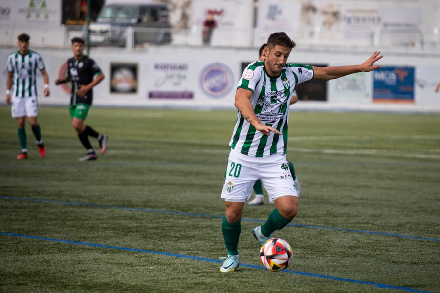 Toti está de vuelta en el CD Guijuelo y Coque causa baja alrededor de un mes por una lesión en el pie