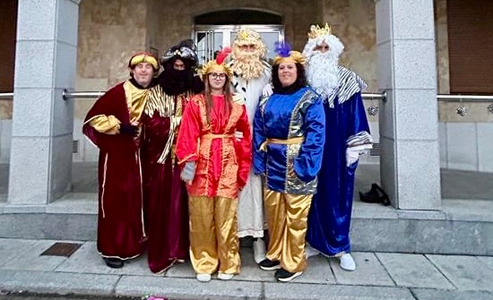 Los Reyes Magos llenan de ilusión la comarca