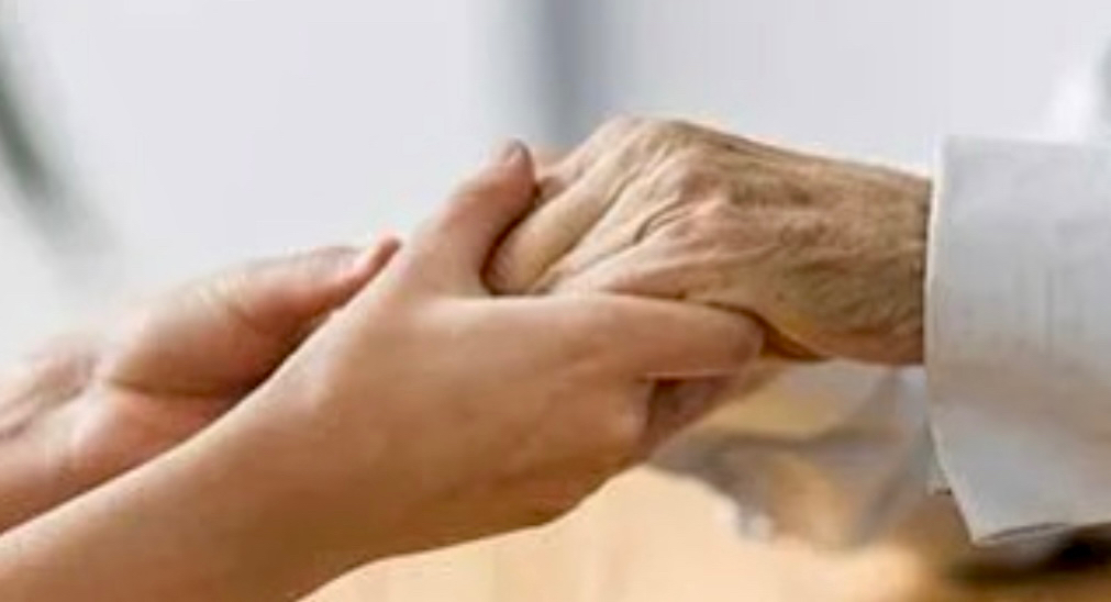 Abierta la contratación de personal en ayuda a domicilio para Peñaranda y comarca