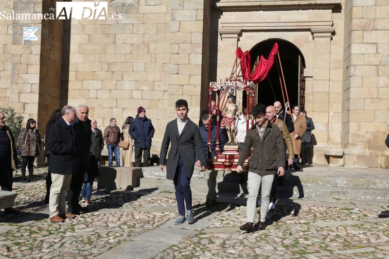 Yecla de Yeltes celebra San Sebastián y homenajea al arqueólogo Ricardo Martín Valls 