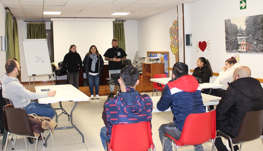 Ocho personas arrancan la nueva acción sobre montes de Cáritas