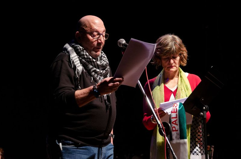 El encuentro por Palestina vuelve a mostrar la solidaridad de los artistas salmantinos