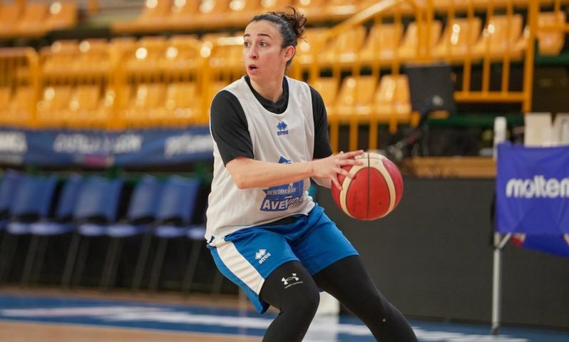 Silvia Domínguez sufre una complicación en su lesión muscular