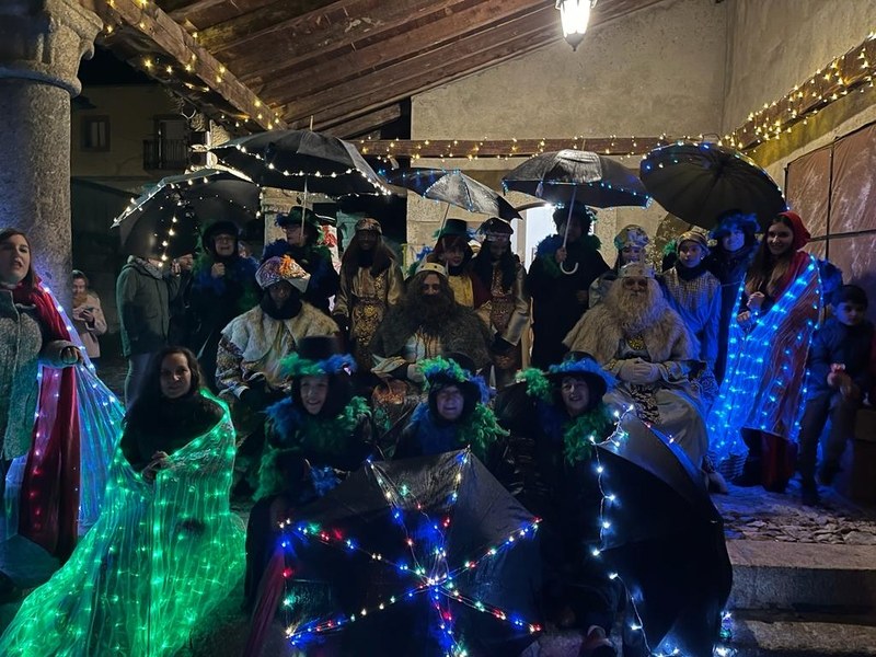 Melchor, Gaspar y Baltasar dejan un excelente sabor de boca en Hinojosa