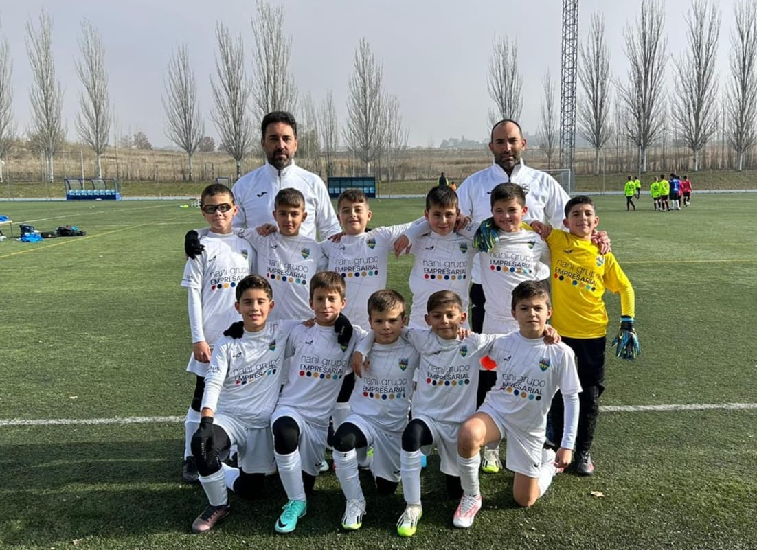 El Benjamín A del Alba de Tormes CF, ejemplo de unión y ganas