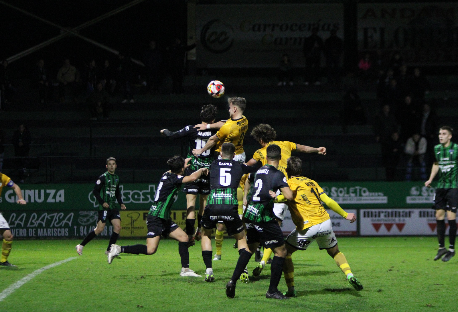 Unionistas, a la misma distancia del playoff que del descenso