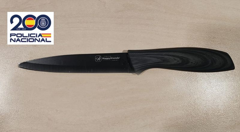 Amenaza con un cuchillo a viandantes en el centro de Salamanca