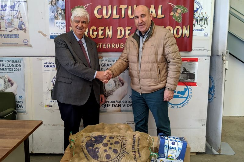 Donación de 145 kilos de productos al Banco de Alimentos de Salamanca