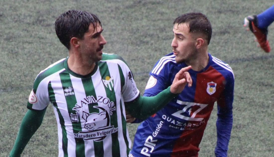 Pana le da un punto al CD Guijuelo en su debut frente al Langreo (1-1)