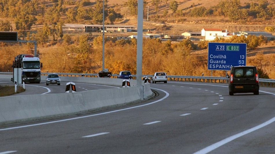 Entra en vigor la nueva bajada de peajes en las autovías portuguesas que conectan con España