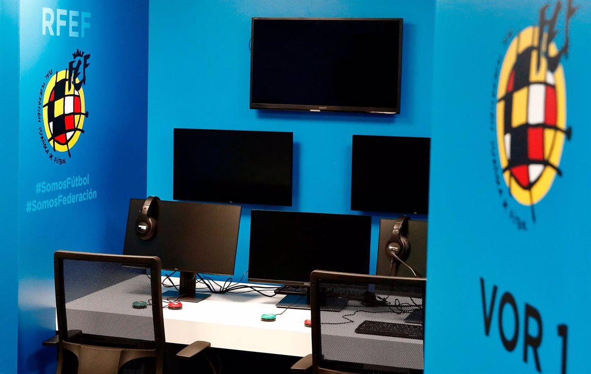 La sala VOR del Unionistas - Barça estará finalmente en el Reina Sofía y será al estilo Champions con una furgoneta al no haber conexión