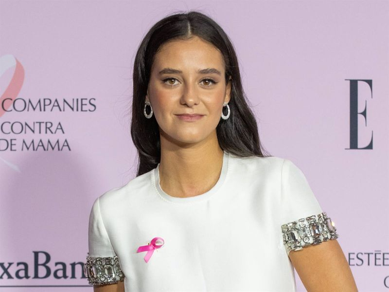 Victoria Federica, su nueva polémica en el avión de regreso a España tras darlo todo en el cumpleaños de su abuelo