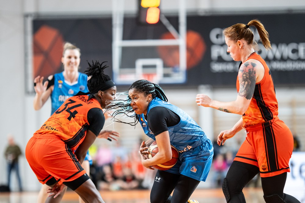 El Perfumerías Avenida logra una victoria maestra en Polkowice y depende de sí mismo para pasar a cuartos de Euroliga (73-78)