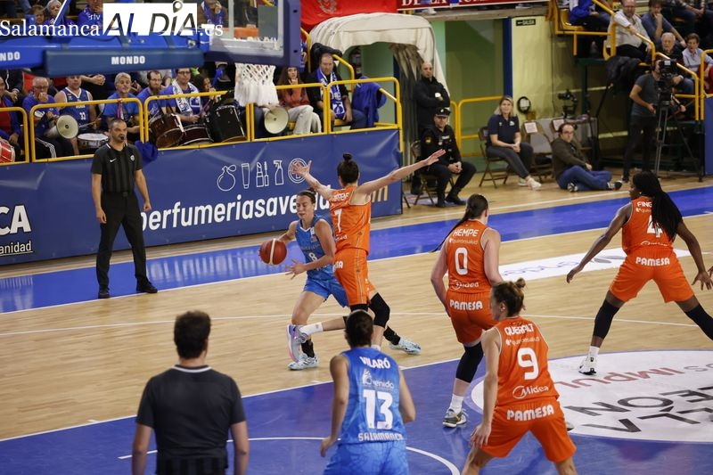 El Perfumerías Avenida se va al parón de selecciones empatado con el segundo