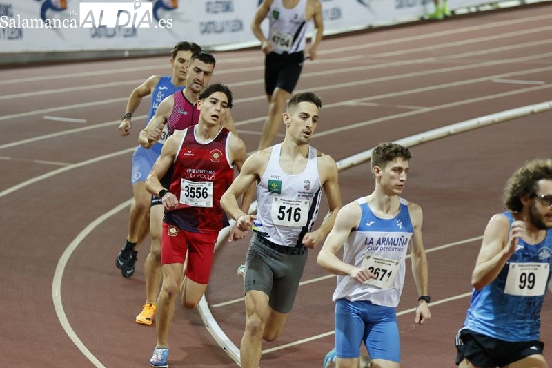 Máxima emoción en el Campeonato Autonómico de Pista Cubierta de la Gil Pérez