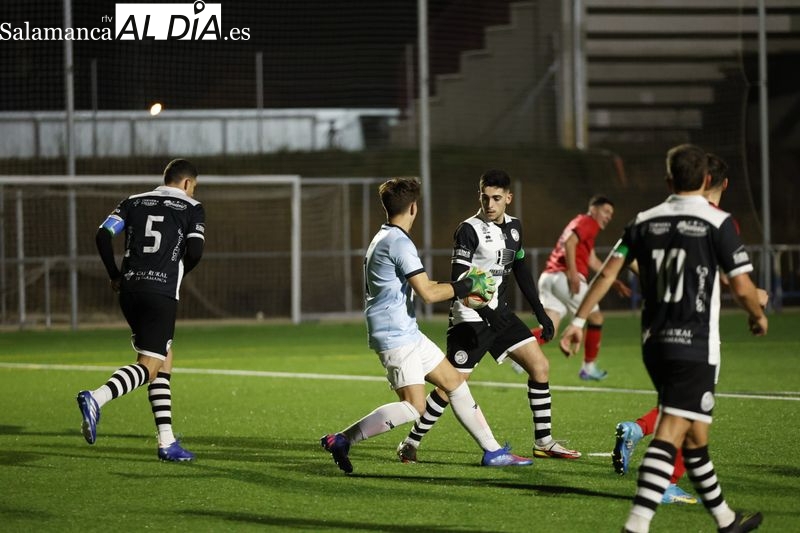 El filial de Unionistas se lleva el derbi charro ante el Béjar (2-1)