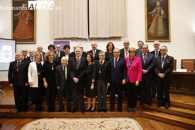 La Real Academia de Farmacia de Castilla y León abre un nuevo curso