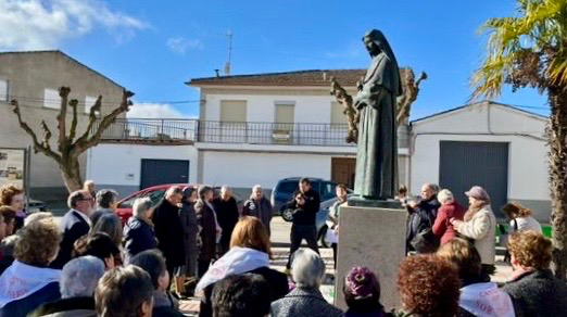 El obispo de Salamanca resalta en Cantalpino la sencillez ejemplar de Sor Eusebia Palomino en el XX aniversario de su beatificación 