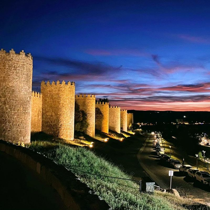 La muralla mejor conservada de Europa está a una hora de Salamanca