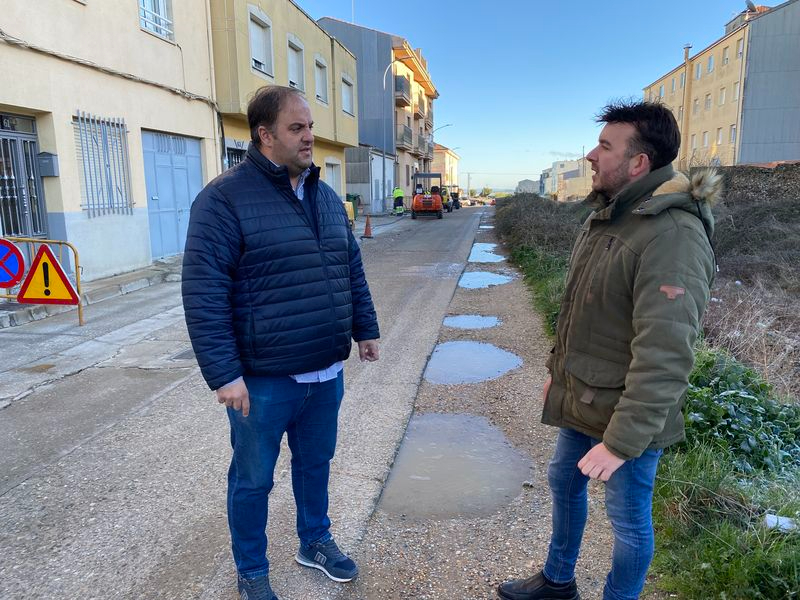 El Camino Lateral inicia siete acciones de mejora de calles en Guijuelo