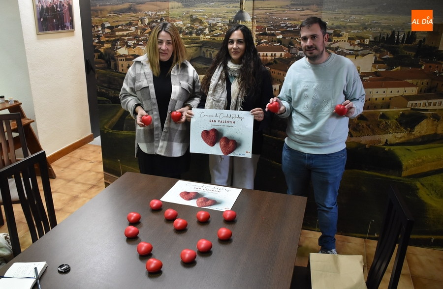 El comercio regalará corazones antiestrés con motivo de San Valentín