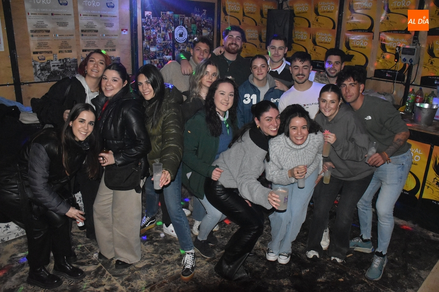 Las casetas del Paseo Fernando Arrabal también dan el pistoletazo de salida a la fiesta