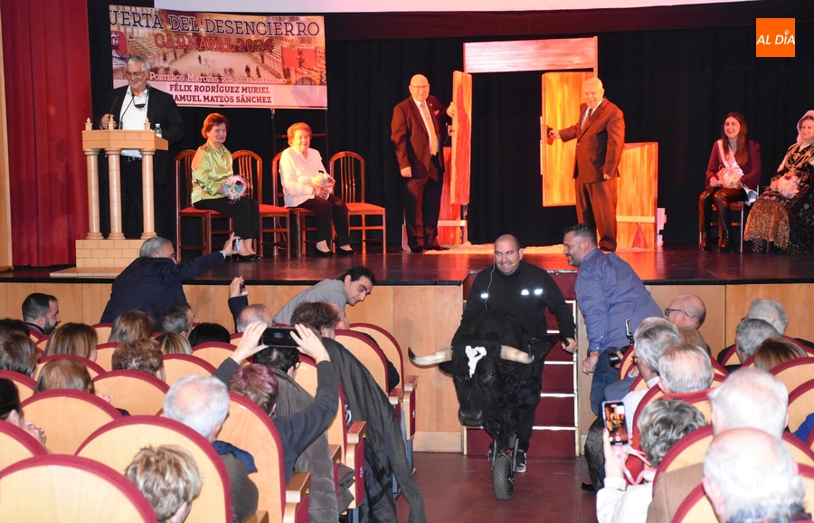 Juan Carlos Sánchez propone crear la vacuna ReNOVA-AFICIÓN en un pregón con toro incluido