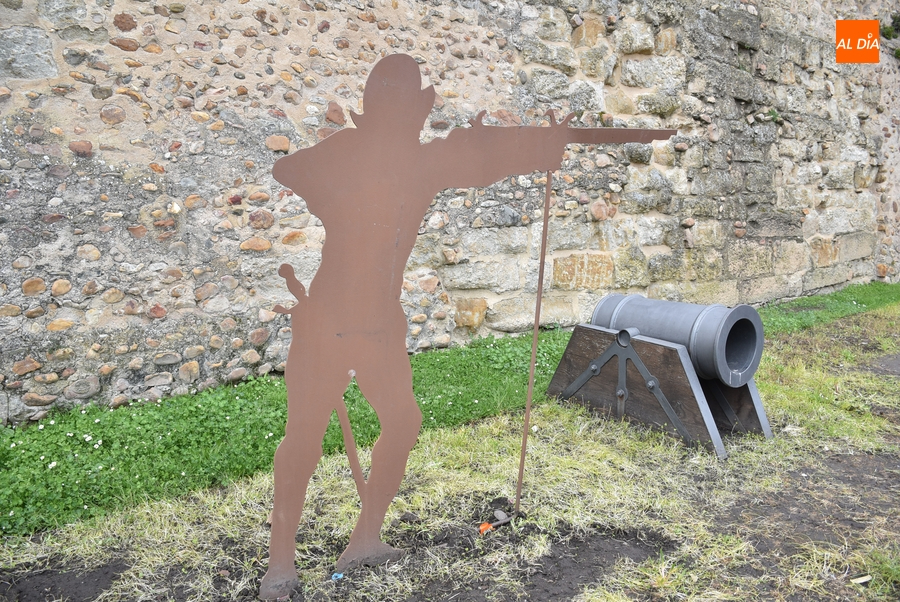 Los Tercios están de vuelta mientras el parking del Mercado recupera todas sus plazas