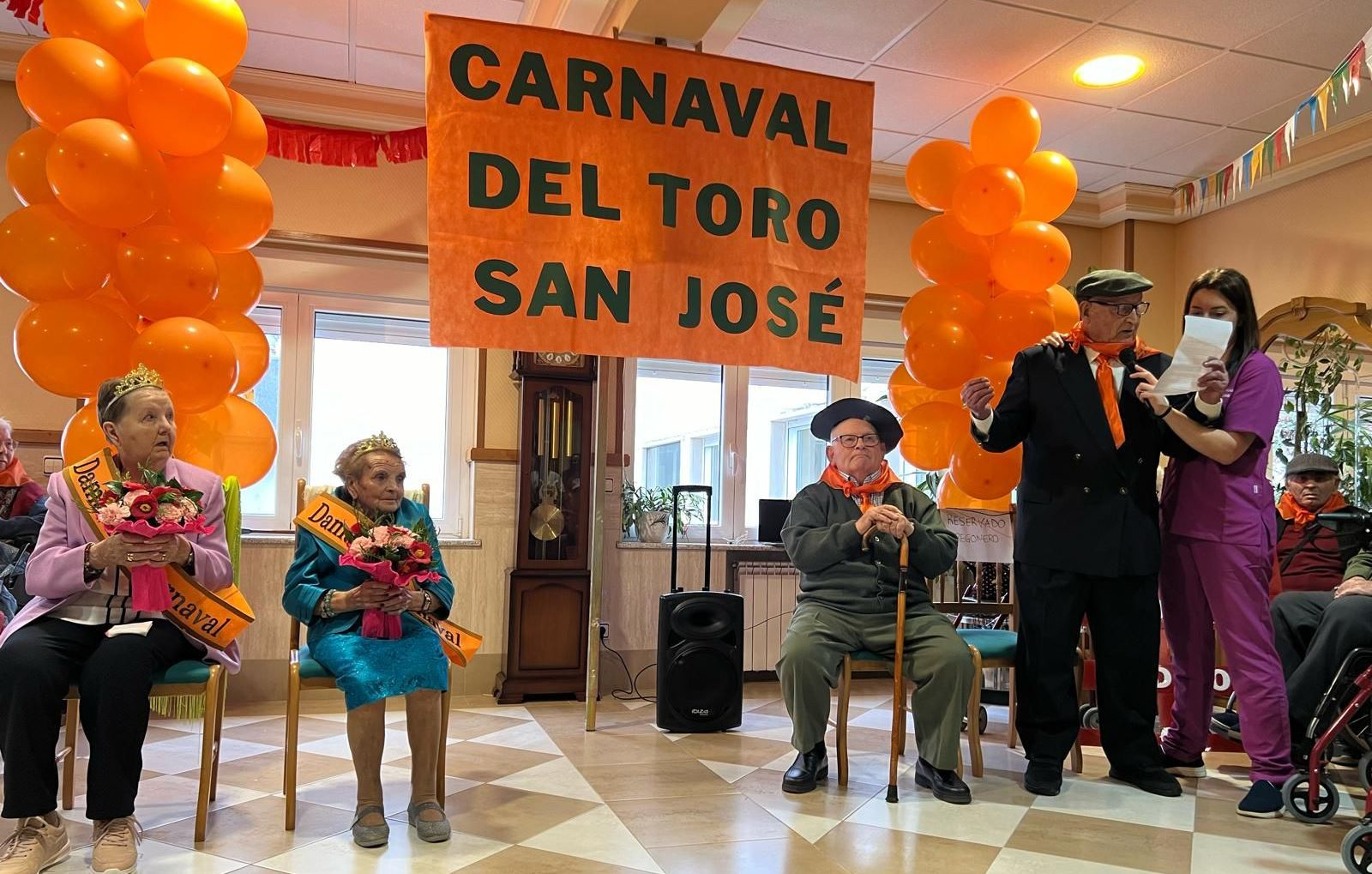 La Residencia San José festeja la llegada del Carnaval