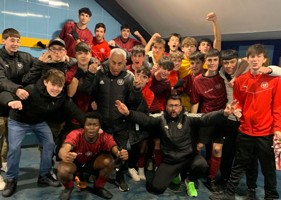 Sergio González Centeno se mete con su equipo, el DUX, en la fase de ascenso a la 1ª Juvenil riojana