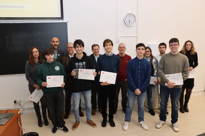 Entrega de premios la fase local de la XXXV Olimpiada de Física