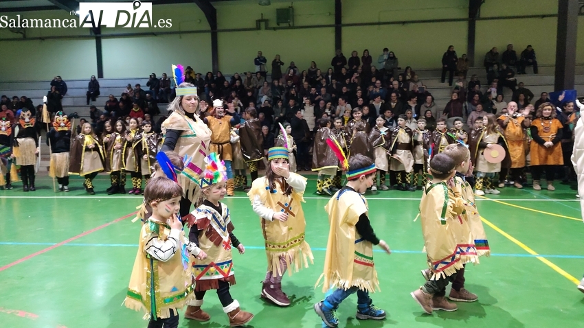 Los alumnos del CEIP Manuel Moreno no faltan a la cita del Viernes de Carnaval