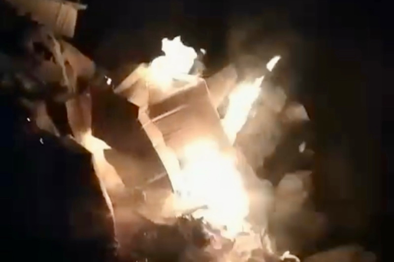 El camión de la Mancomunidad sufre un incendio debido a unas cenizas depositadas en la basura