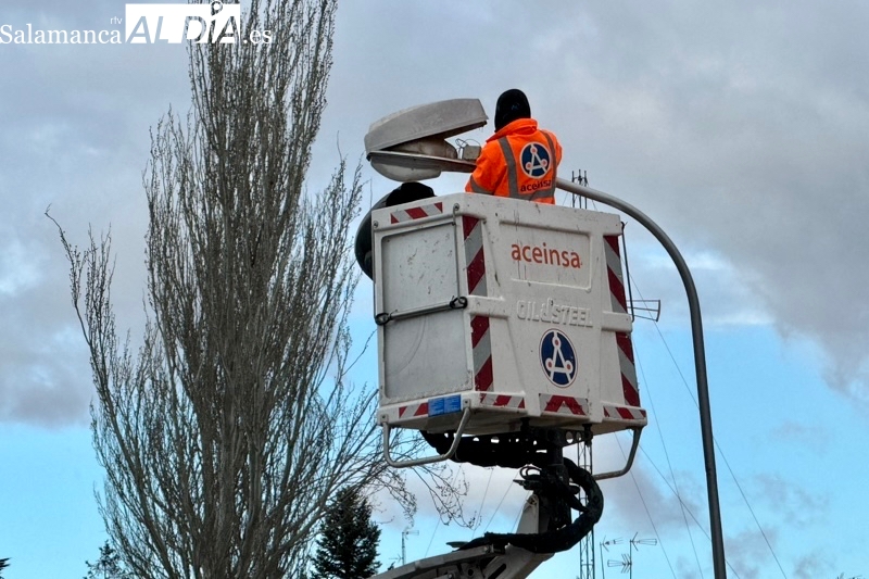 El Ayuntamiento renueva 102 luminarias en una nueva fase del Plan de Optimización Energética