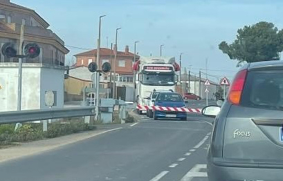 Las Cortes aprueban pedir al gobierno la eliminación del paso a nivel de Babilafuente