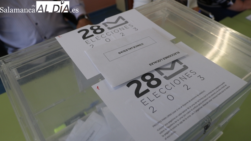 Mas de 500 cargos electos independientes de toda España se reúnen para crear una red municipalista