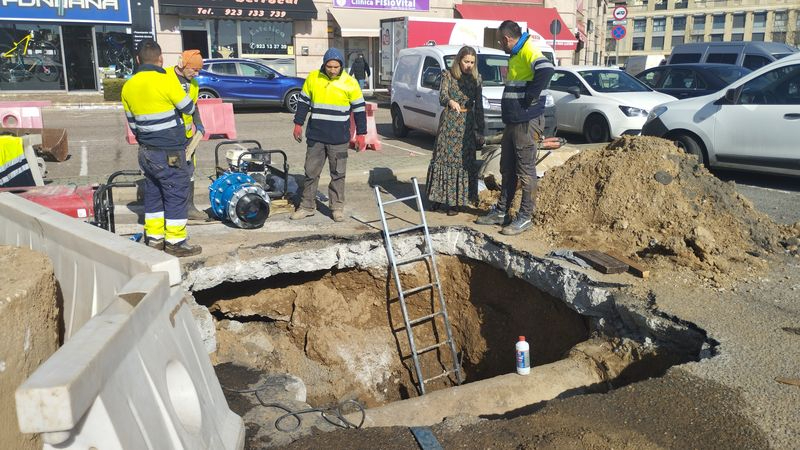 Comienzan las obras de renovación de tuberías desde la avenida Padres Paúles hasta La Fontana